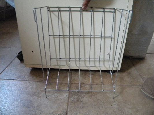 Hranitor iepuri fan si lucerna